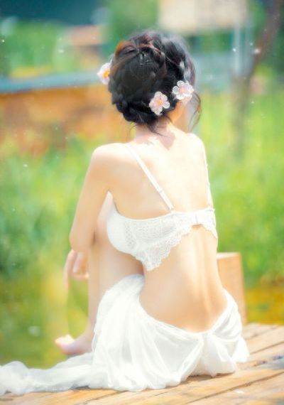 电影漂亮的女邻居_BD在线播放
